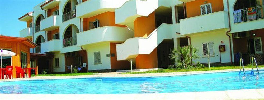 Residence Bernardo Мандаториччо-Марина Экстерьер фото